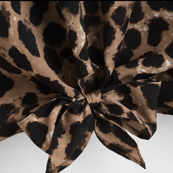 SHEIN Women’s Blouse - Picture 2 of 4